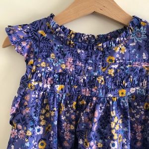 2t floral blouse